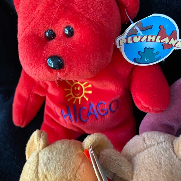 4 Plush Bears and a Seal - Picture 12 of 15